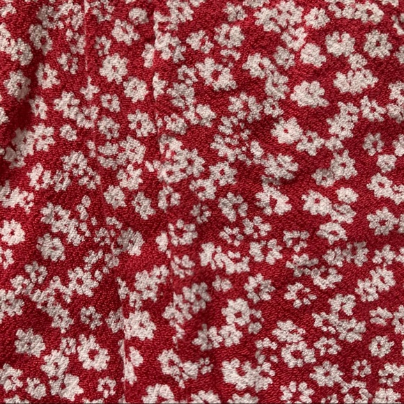 red flow print mini skirt - Picture 3 of 3